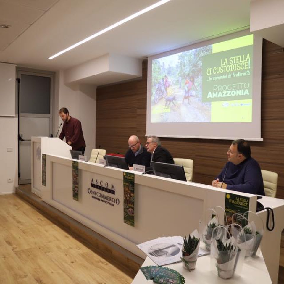 conferenza-natale-2019-004